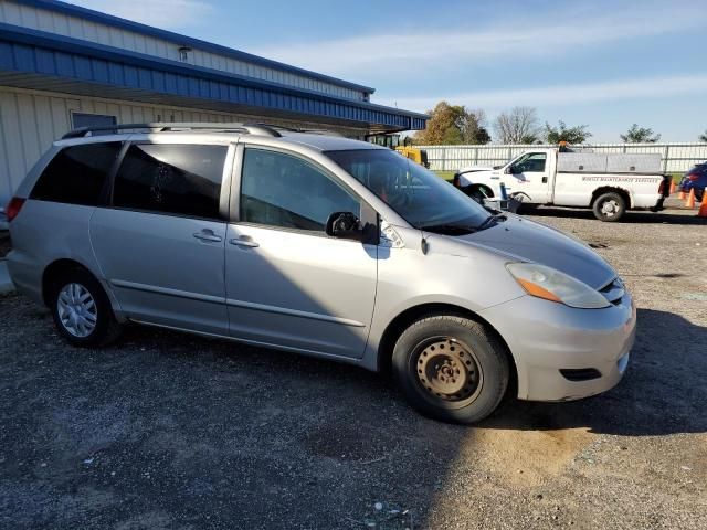 2007 Toyota Sienna CE