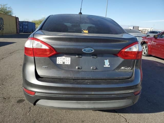 2015 Ford Fiesta SE