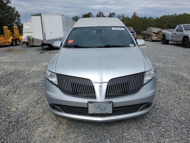 2013 Lincoln MKT