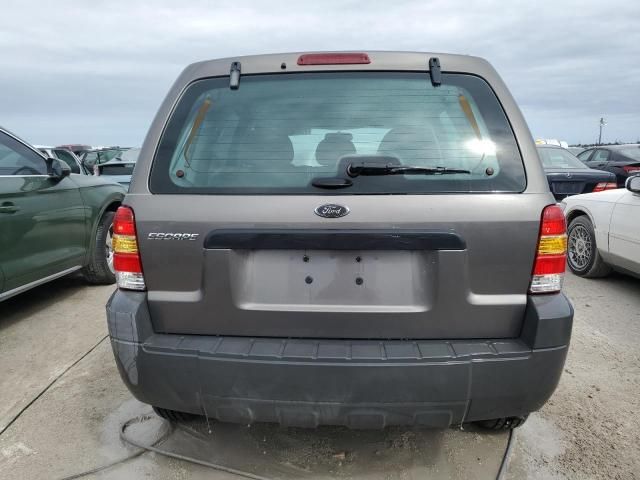 2005 Ford Escape XLS