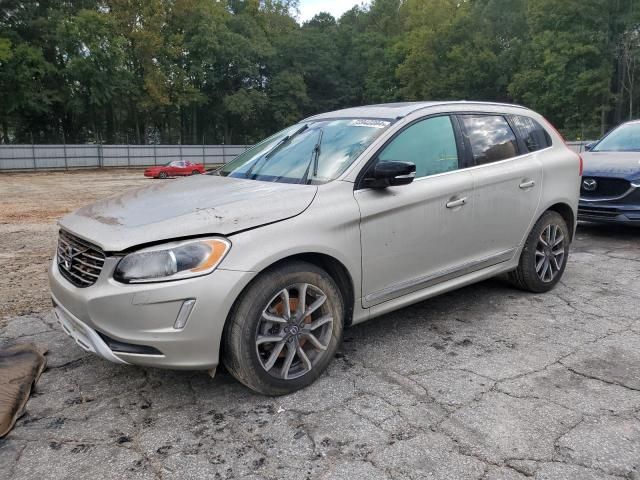 2017 Volvo XC60 T6 Dynamic