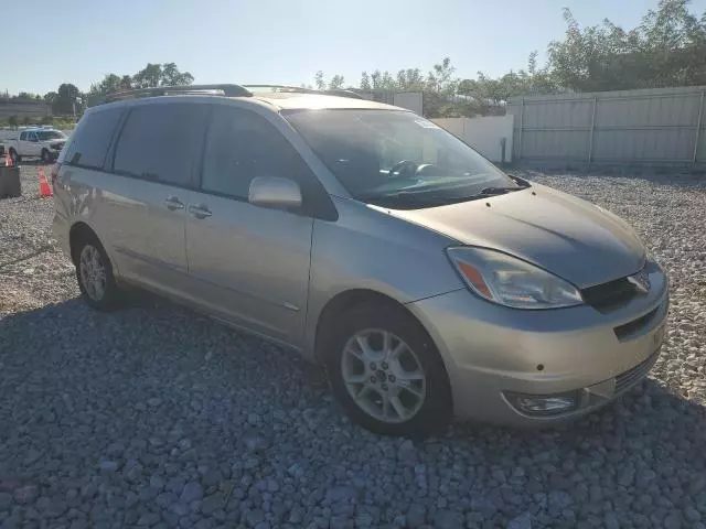 2005 Toyota Sienna XLE