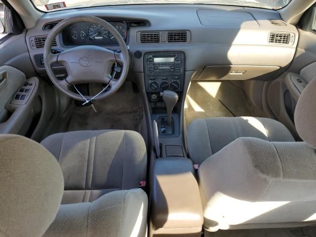 2000 Toyota Camry CE