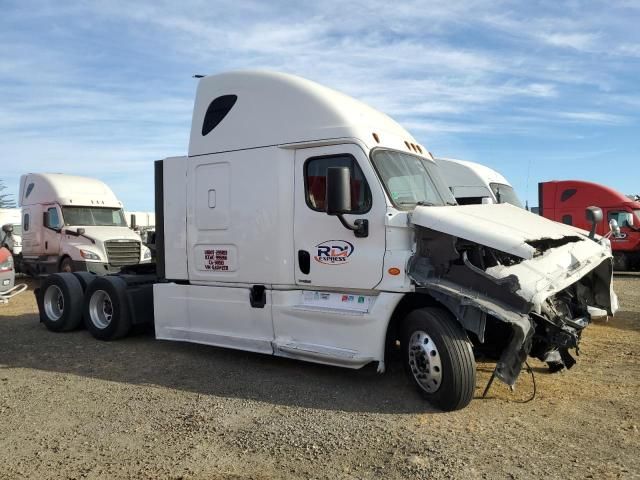 2016 Freightliner Cascadia 125