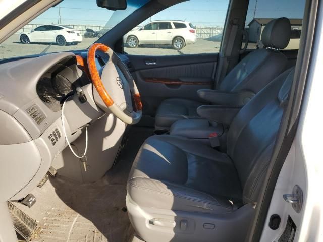 2008 Toyota Sienna XLE