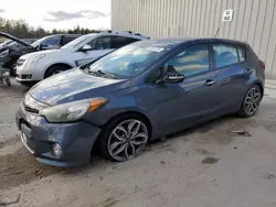 KIA Vehiculos salvage en venta: 2015 KIA Forte SX