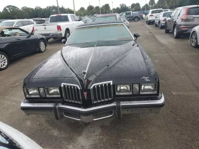 1977 Pontiac Gran Prix