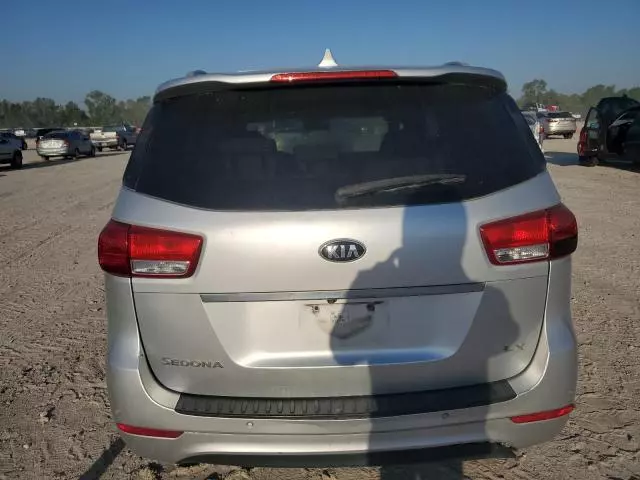 2016 KIA Sedona LX