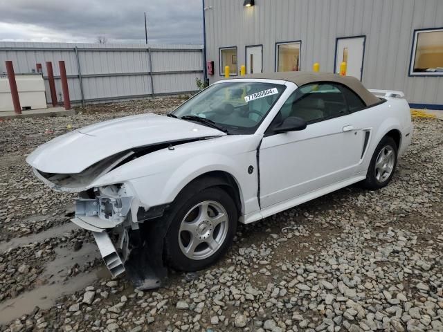 2004 Ford Mustang