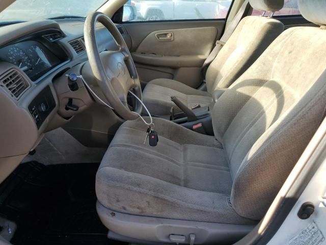 2000 Toyota Camry CE