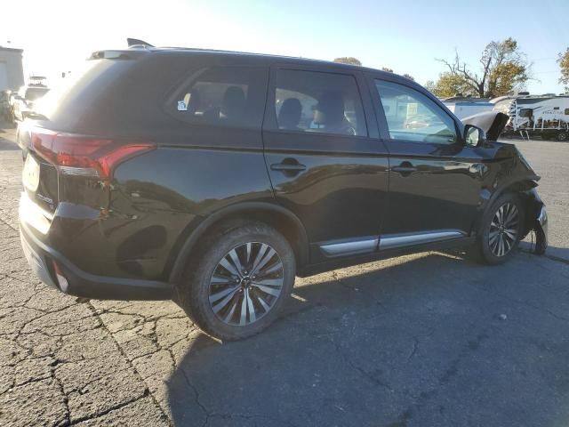 2019 Mitsubishi Outlander SE