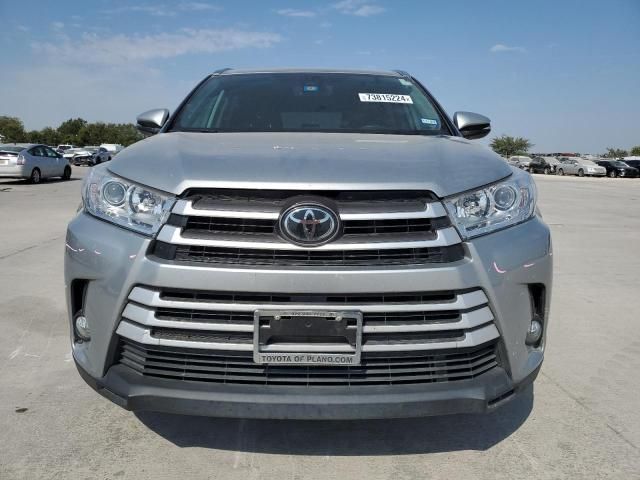 2018 Toyota Highlander SE