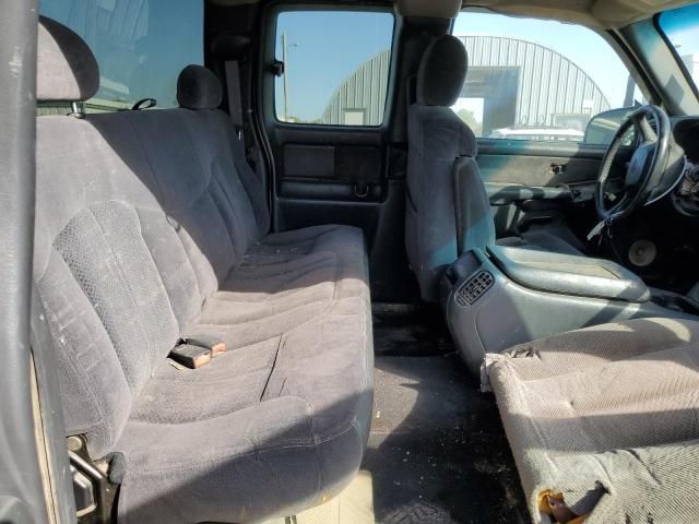 2002 Chevrolet Silverado C2500 Heavy Duty