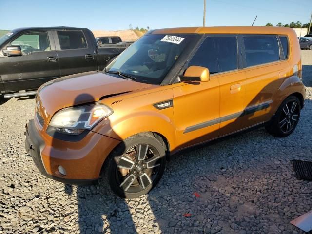 2010 KIA Soul +