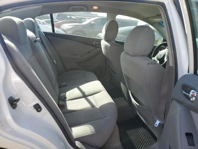 2010 Nissan Altima Base