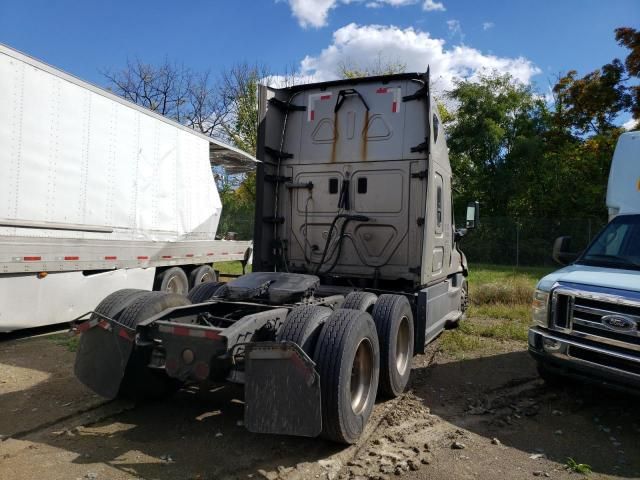 2016 Freightliner Cascadia 125