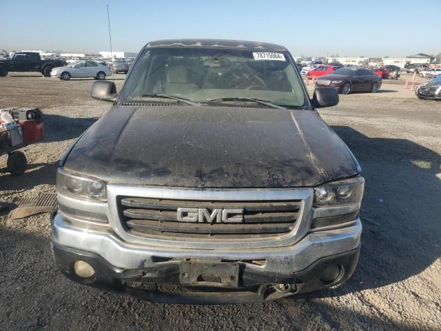 2004 GMC New Sierra C1500