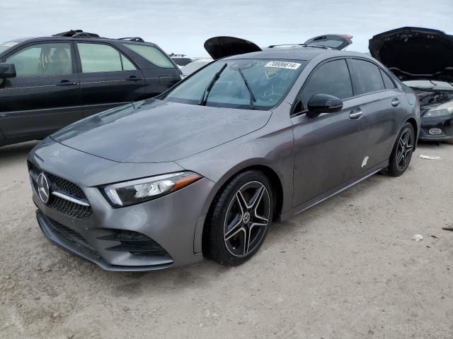 2019 Mercedes-Benz A 220