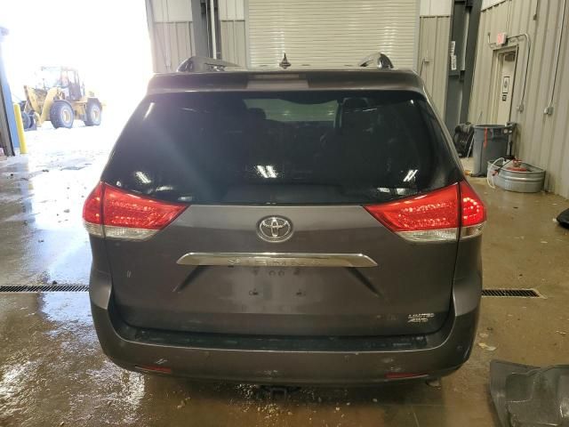 2012 Toyota Sienna XLE