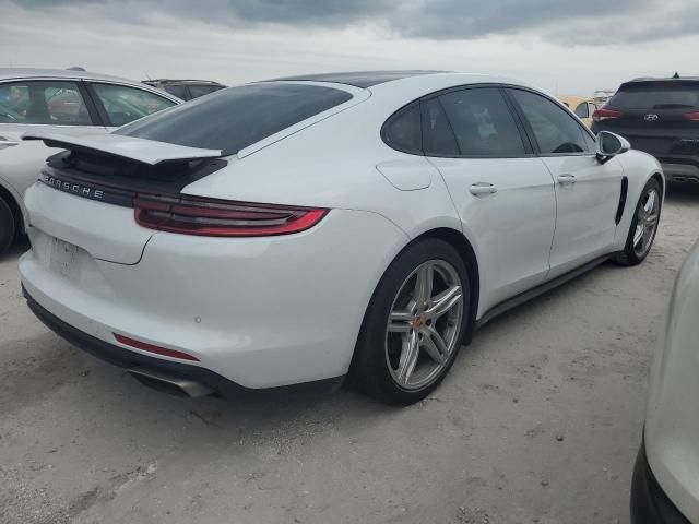 2018 Porsche Panamera 4