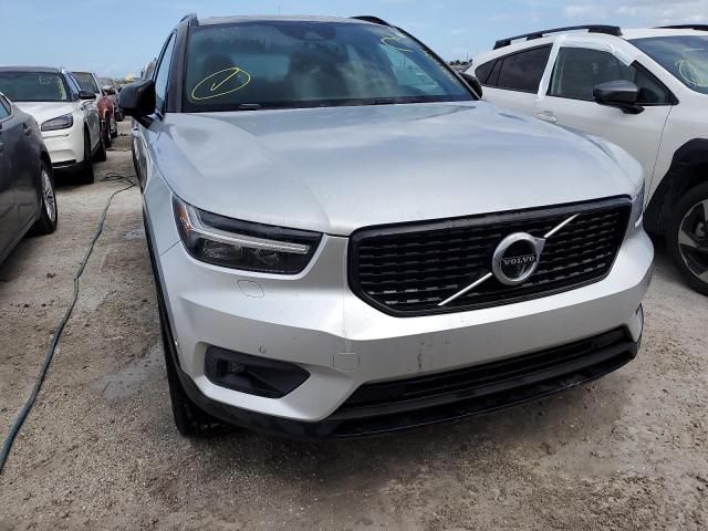 2019 Volvo XC40 T5 R-Design