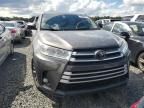 2017 Toyota Highlander SE