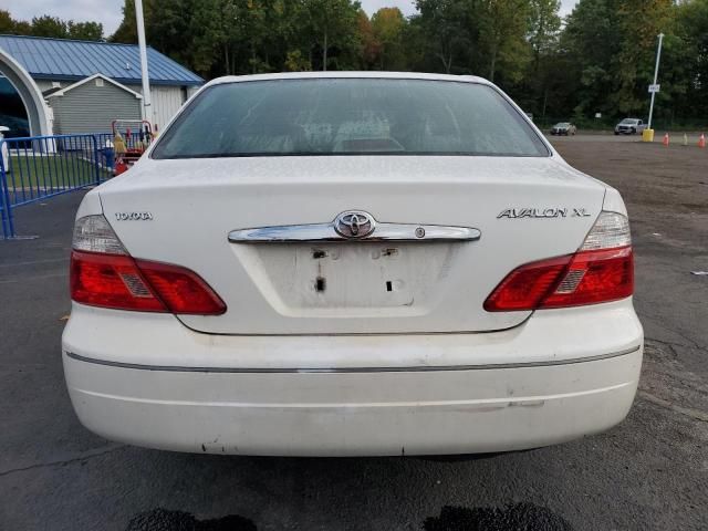 2004 Toyota Avalon XL