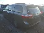 2018 Toyota Sienna XLE