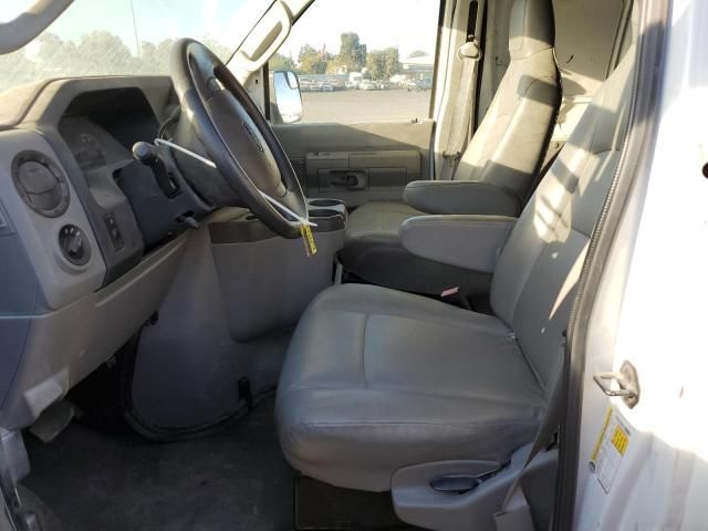 2014 Ford Econoline E250 Van