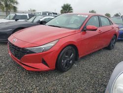 Carros dañados por inundaciones a la venta en subasta: 2022 Hyundai Elantra SEL