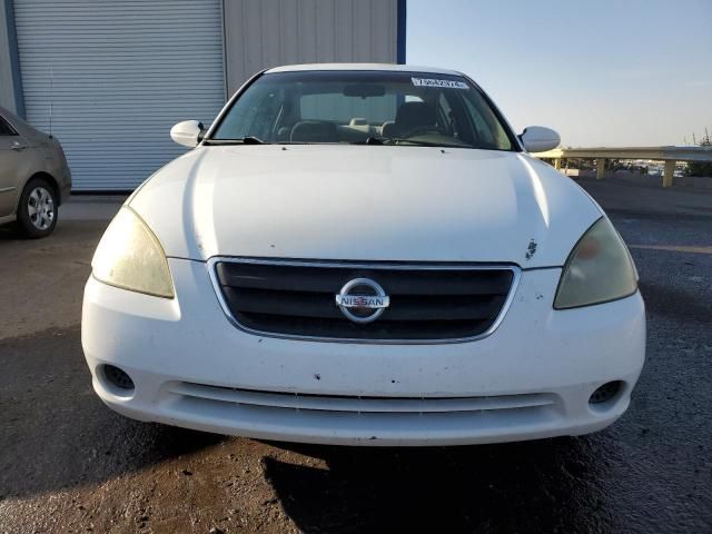 2002 Nissan Altima Base