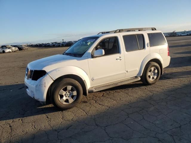 2006 Nissan Pathfinder LE