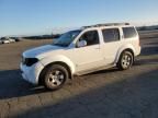 2006 Nissan Pathfinder LE