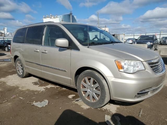 2013 Chrysler Town & Country Touring