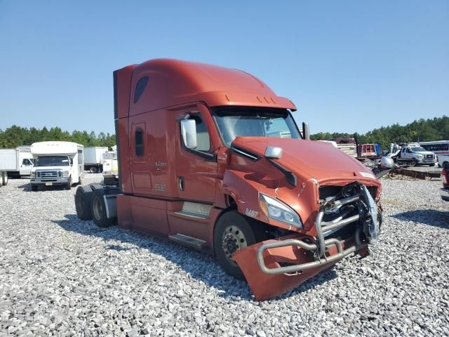 2022 Freightliner Cascadia 126