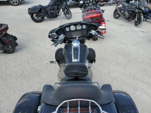 2014 Harley-Davidson Flhtcutg TRI Glide Ultra