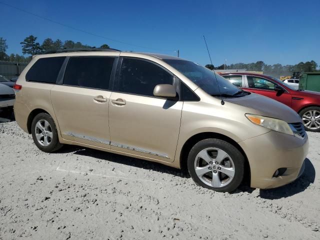 2012 Toyota Sienna LE