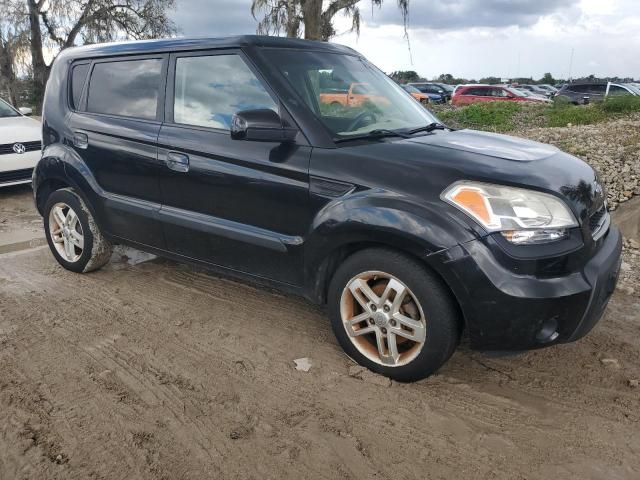 2010 KIA Soul +