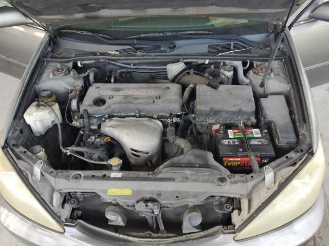 2004 Toyota Camry LE