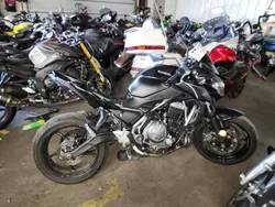 Motos salvage sin ofertas aún a la venta en subasta: 2017 Kawasaki ER650 H