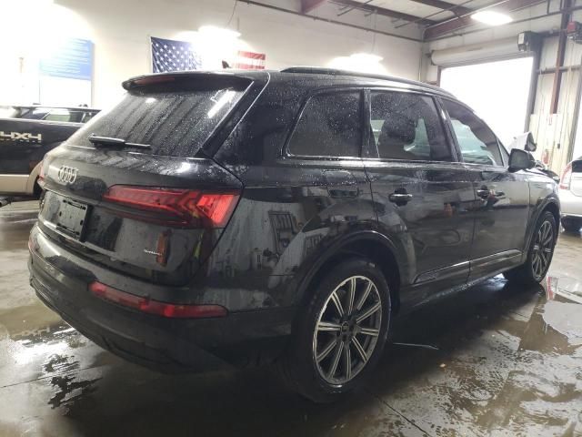 2023 Audi Q7 Premium Plus