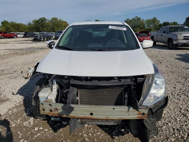 2016 Nissan Versa S