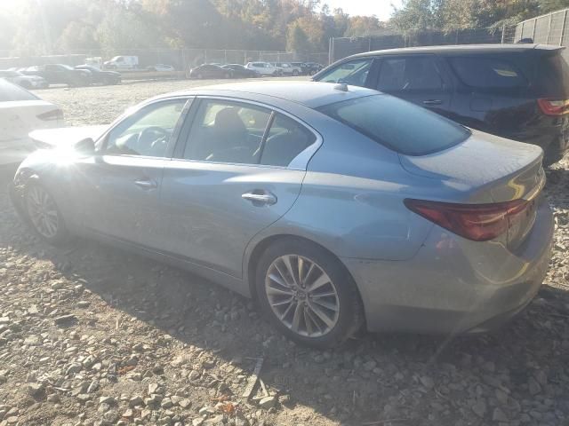 2018 Infiniti Q50 Luxe