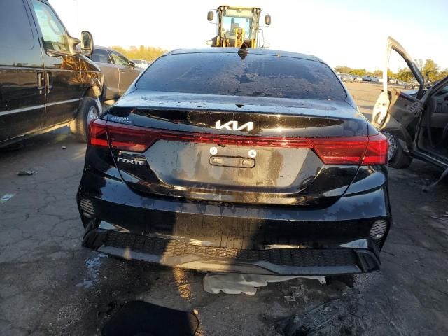 2022 KIA Forte FE