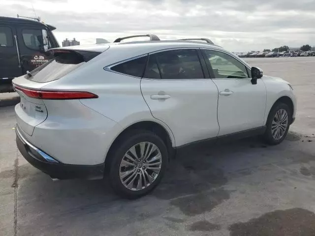 2022 Toyota Venza LE