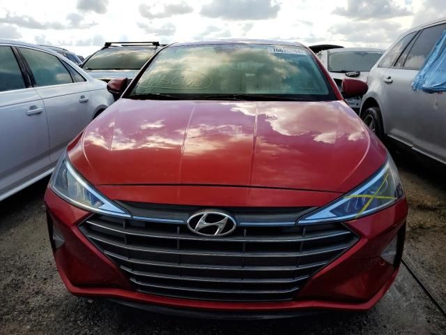 2020 Hyundai Elantra SE