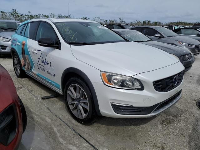 2018 Volvo V60 Cross Country Premier