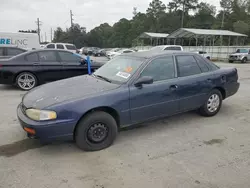 Carros salvage sin ofertas aún a la venta en subasta: 1995 Toyota Camry LE