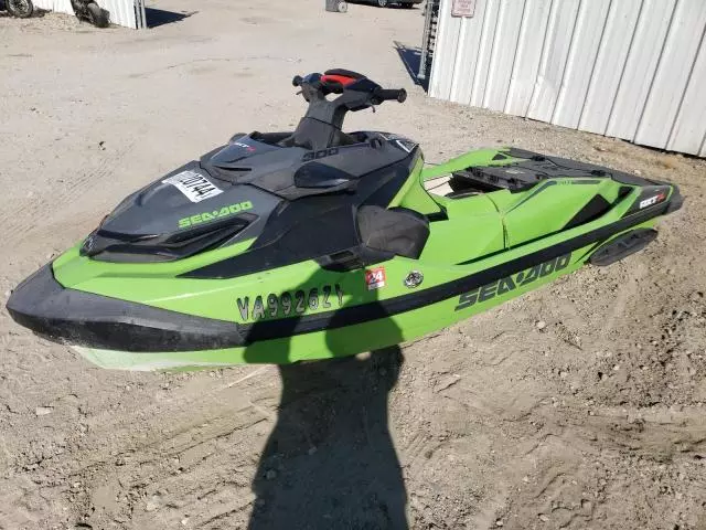 2020 Seadoo RXT