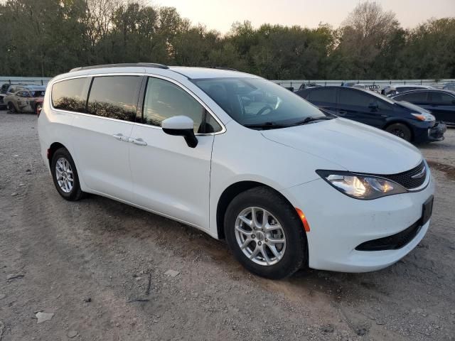 2021 Chrysler Voyager LXI